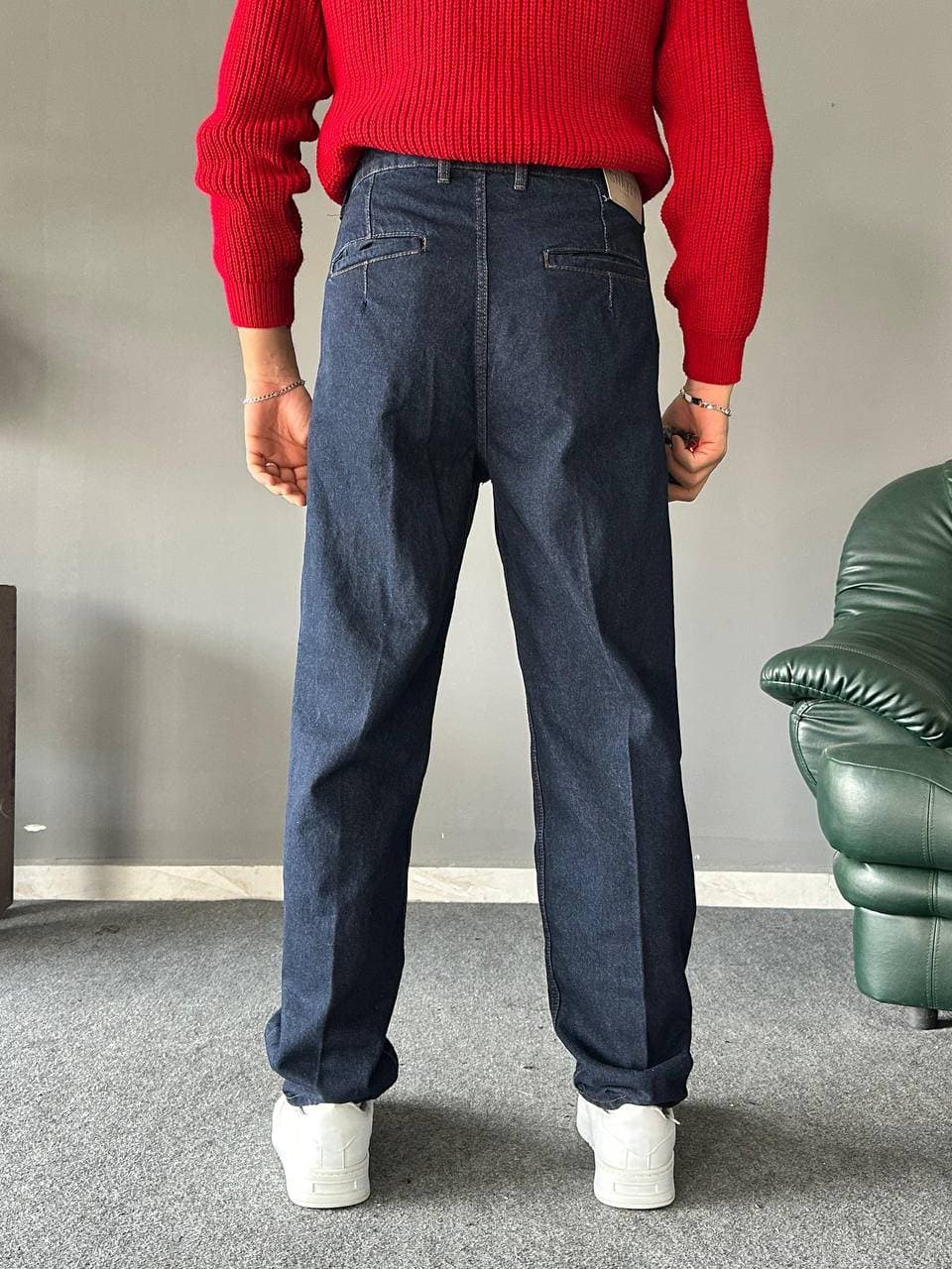 High-waisted, baggy fit jeans Gray