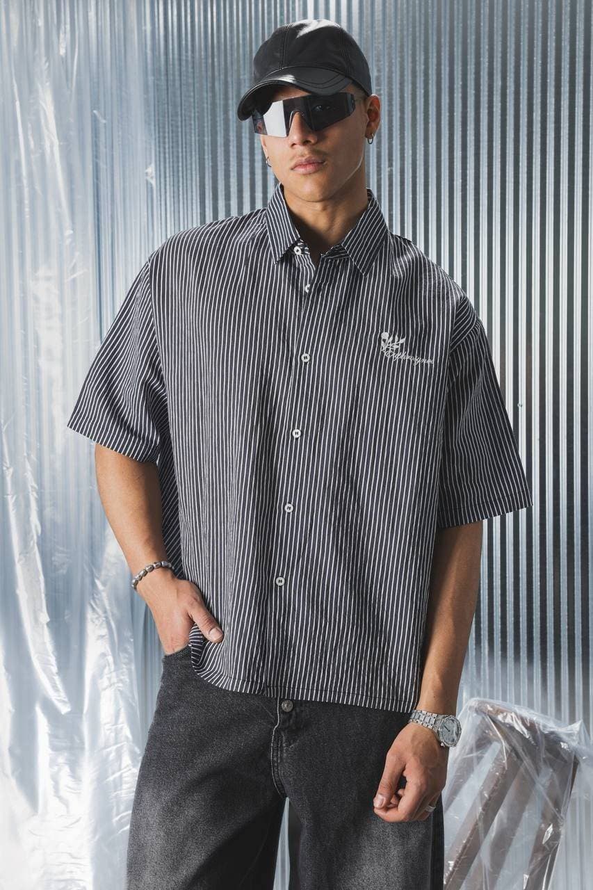 Boxy oversized shirt   Unknown