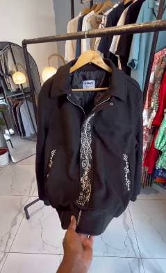 Embroidered pattern Bomber Jacket Black